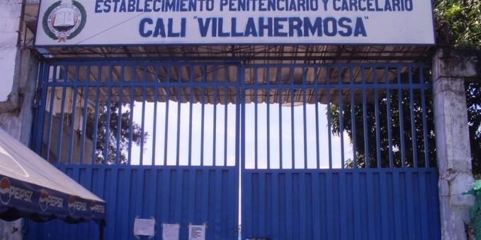 El largo camino de una corta visita