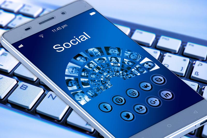 Encuesta revela que el 75% de los colombianos usó internet el último año