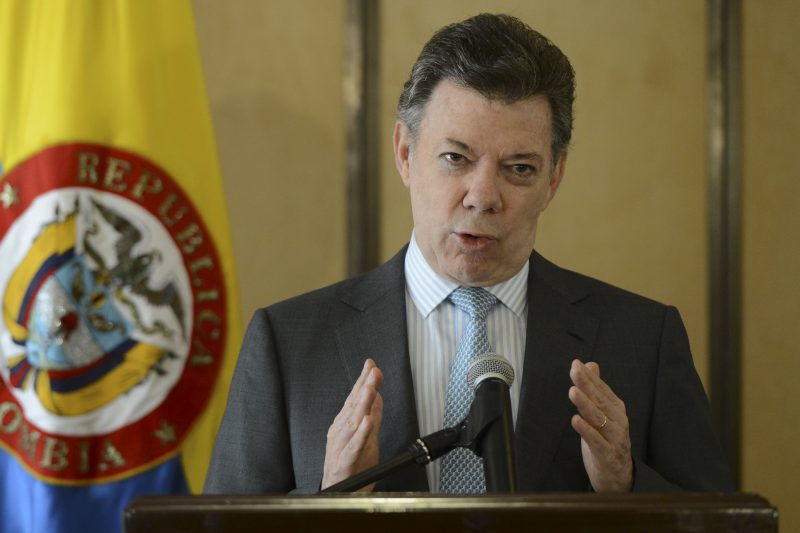 “No se ha bloqueado la venta de medicinas y alimento para Venezuela”: Presidente Santos