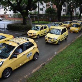 Paro de taxistas en Cali: El minuto a minuto de la movilidad en la ciudad