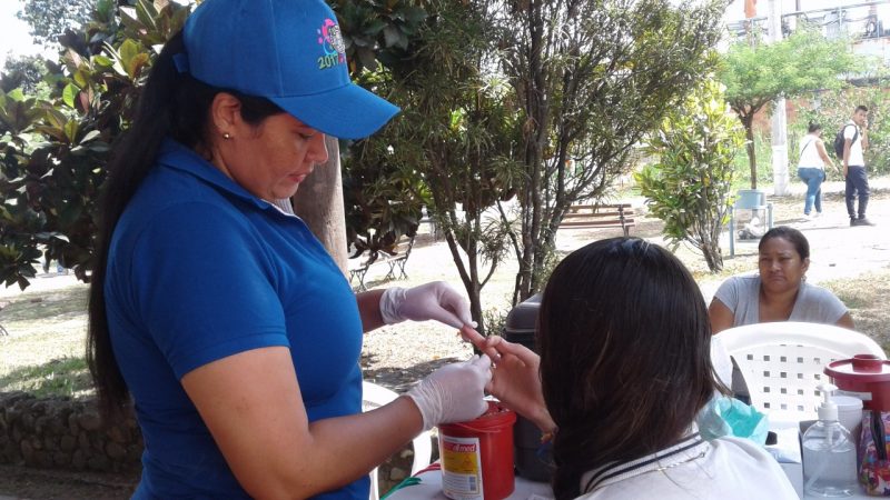 En Día Mundial del sida, autoridades de Cali dicen que hay menos muertes