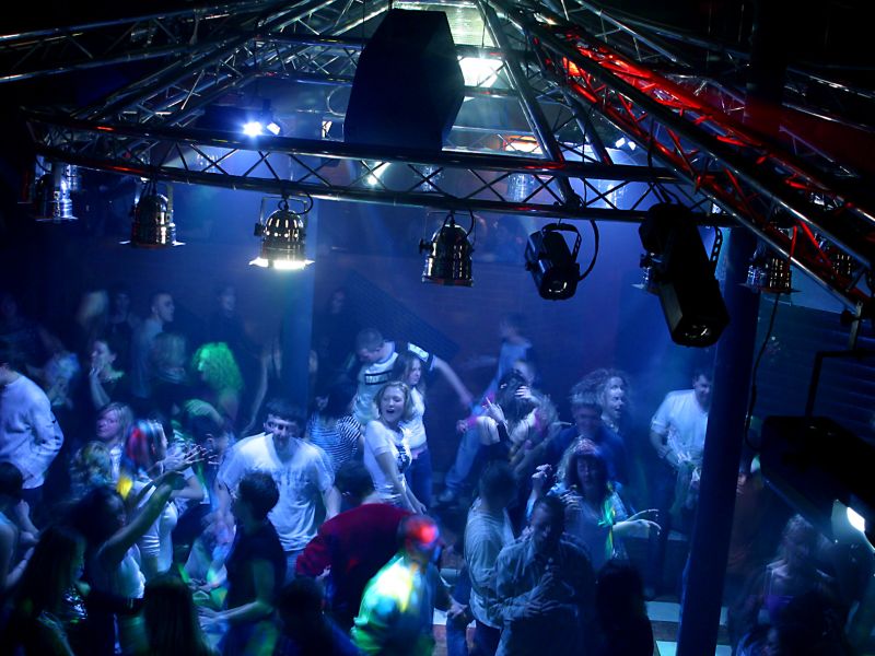 Por decreto de Alcaldía de Yumbo, horario de la rumba en Menga fue reducido