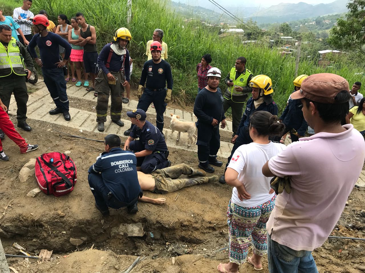 Obrero fallece tras deslizamiento de tierra en área rural del oeste de Cali