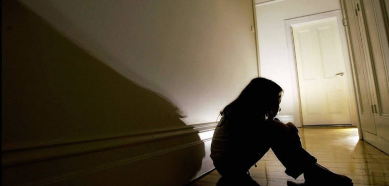 Capturan a mujer que torturaba a su hija de 5 meses al noroccidente de Cali