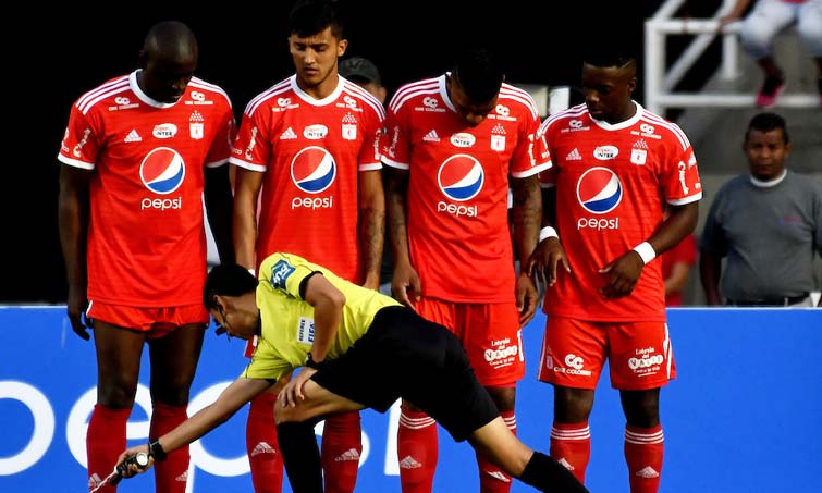 Tras una semana difícil, América buscará su redención ante Envigado en el Pascual