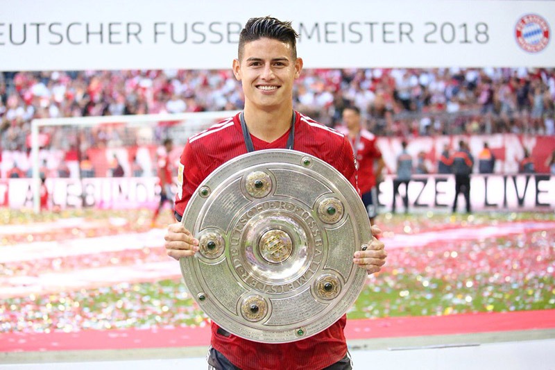 James podría ganar concurso en la Bundesliga por mejor gol de la temporada