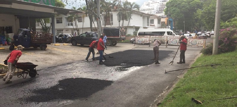 Alcaldía estudia traer una moderna máquina que ayudaría a recuperar la malla vial de Cali