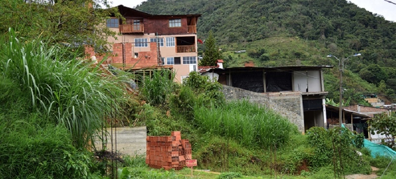 Por primera vez, campesinos de Cali recibirán subsidio para mejorar sus viviendas