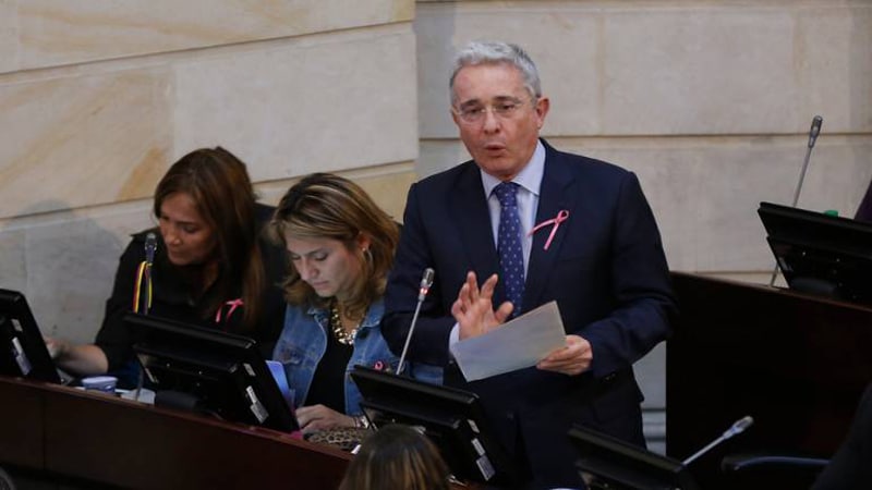 ¿Qué se sabe de la salud del Álvaro Uribe tras dar positivo por COVID-19?
