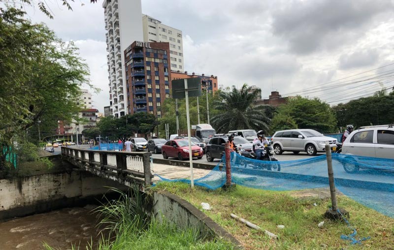 Este fin de semana será la demolición del puente vehícular de la Calle 21, al norte de Cali