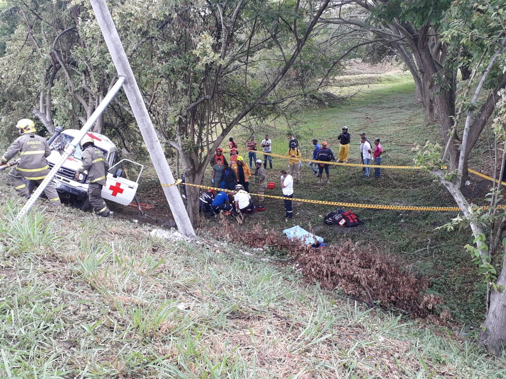 Accidente de comisión de Cruz Roja no fue por exceso de velocidad, hubo una falla: testigo