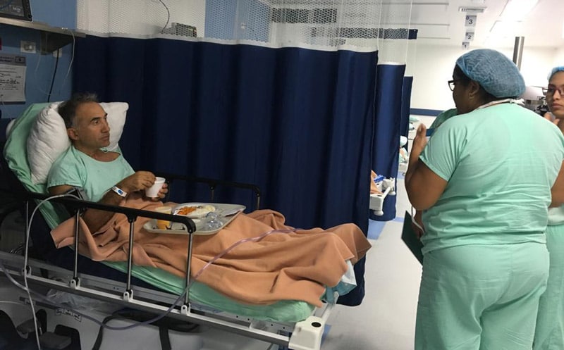 A cuchillo atacan a turista turco por intentar defender a mujer de atraco en Cali