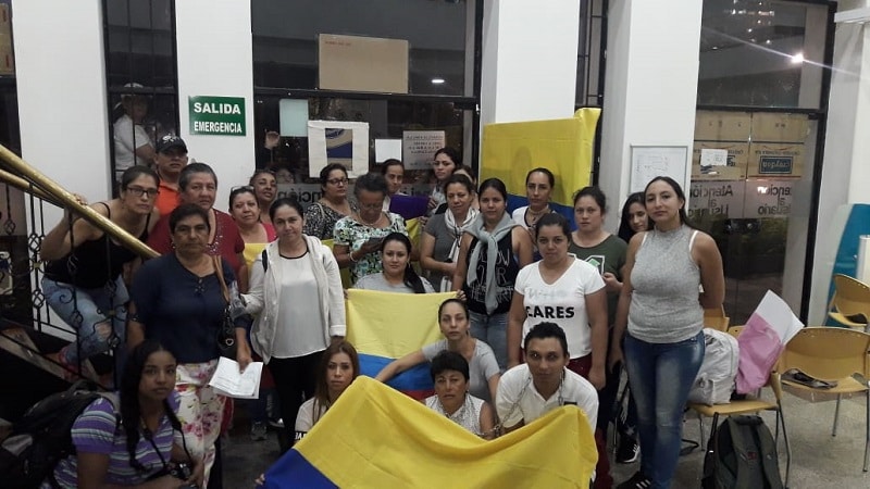 Usuarios de Medimás se toman edificio de la EPS en Cali para exigir mejor atención