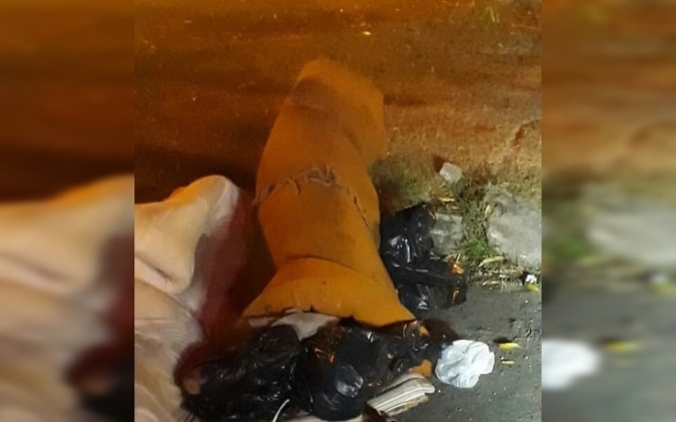 Hallan cuerpo envuelto en un colchón sobre la Autopista Suroriental de Cali