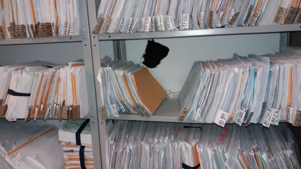 Rompieron pared y techo para hurtar 11 expedientes del juzgado laboral en Cali