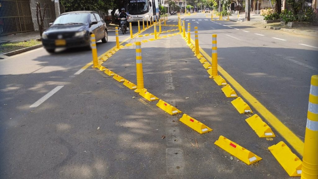 ¡No más separadores plásticos viales! Ahora son de concreto
