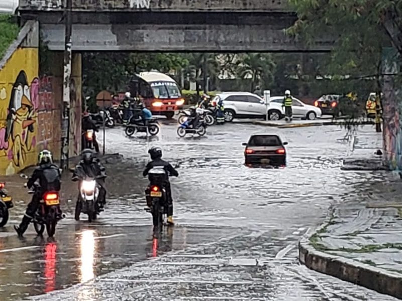 Por aumento de lluvias, autoridades recomiendan precaución en vías del Valle del Cauca