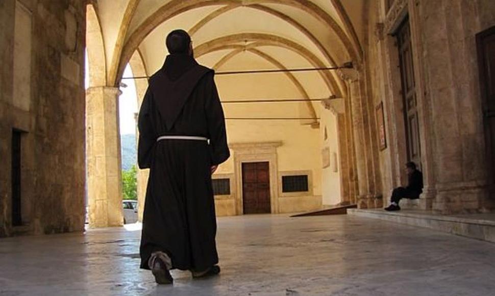 Templos religiosos de Cali a la espera de un guiño celestial para recibir a sus fieles