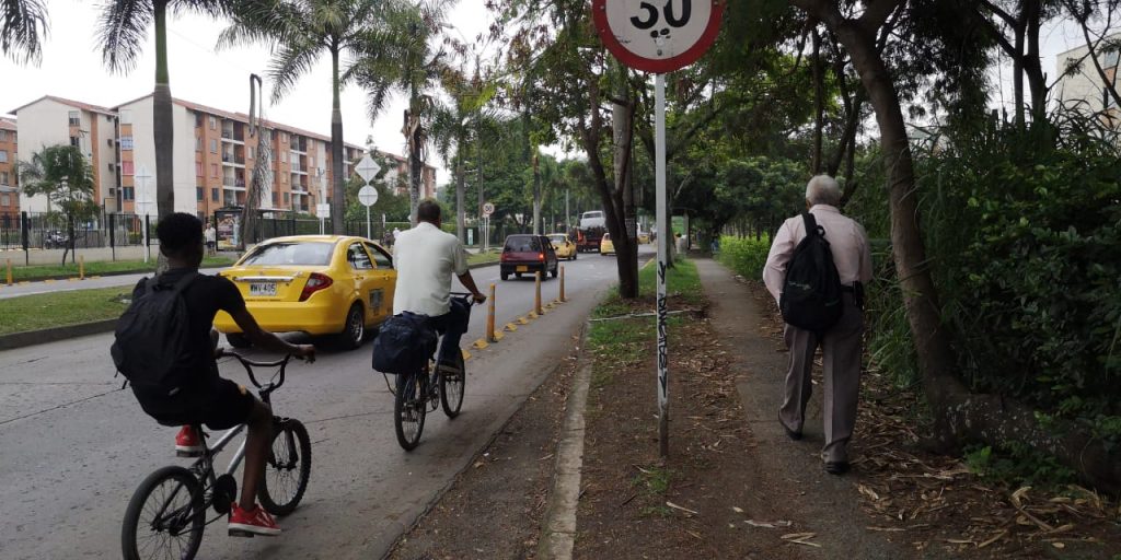 Con ciclopaseo, presentan nueva fase de bicicarriles en zona universitaria de Cali