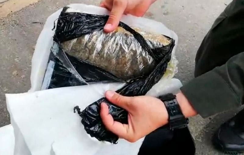 Autoridades incautaron marihuana oculta en dos maletas en vía Cali-Popayán