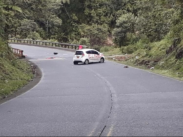 Habilitan vía Pasto-Tumaco donde dejaron presunto carro bomba