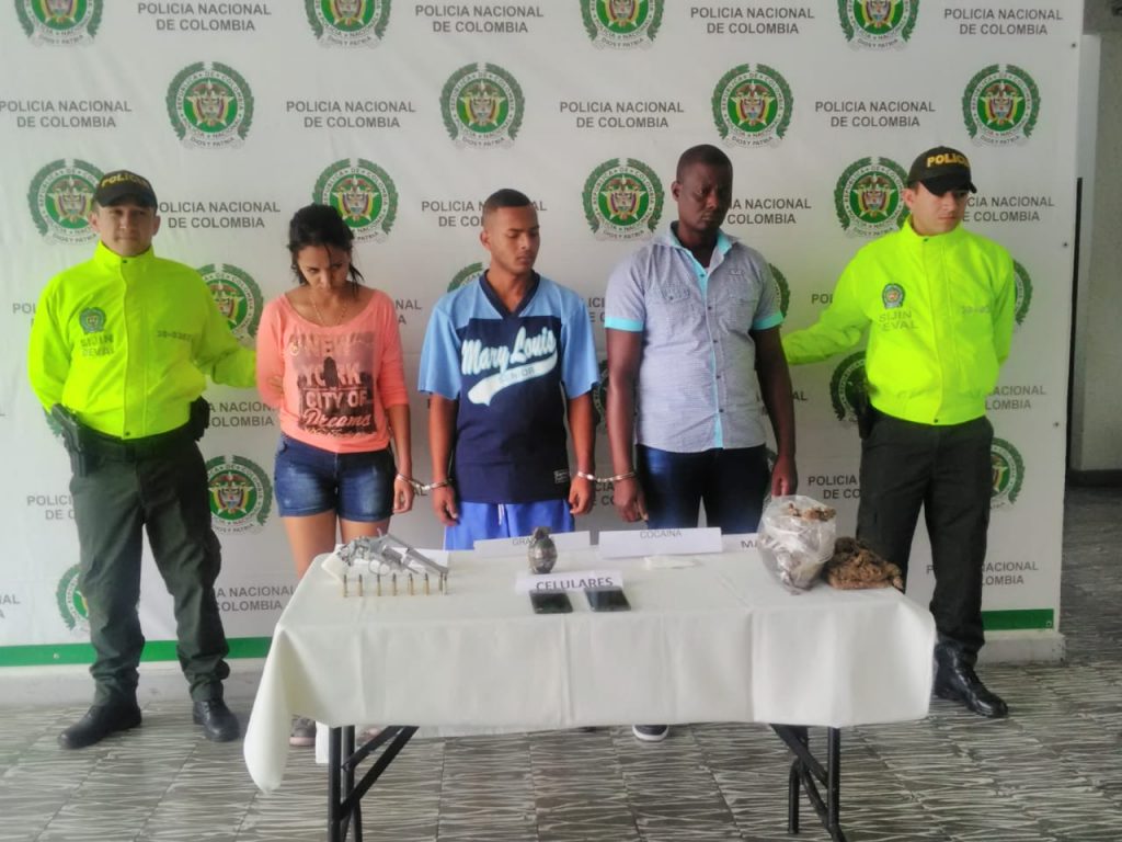 Caen cuatro integrantes de banda que traficaba drogas y portaban armas en Guacarí