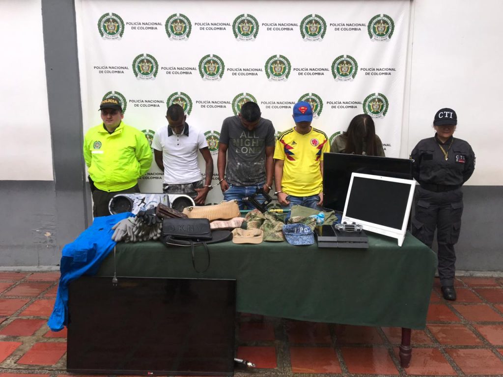 A la cárcel cinco presuntos integrantes de 'Los Del Sur' por hurto a viviendas en Cali