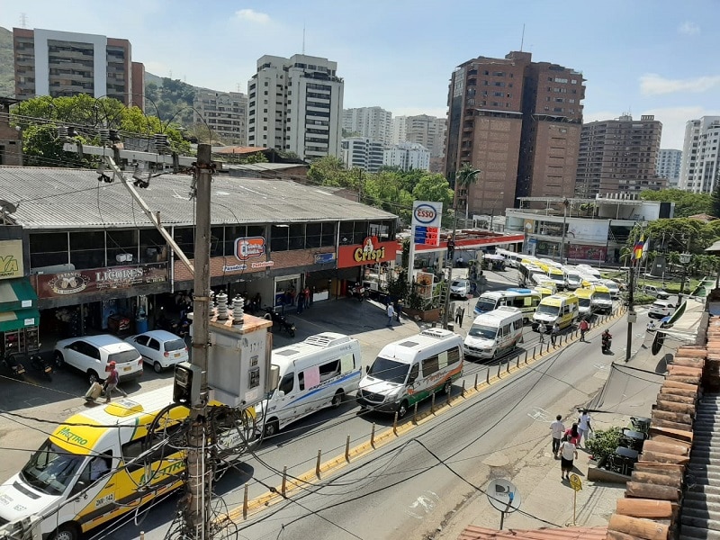Conductores bloquearon vía al Mar, manifiestan que ‘piratería’ está afectando sus finanzas