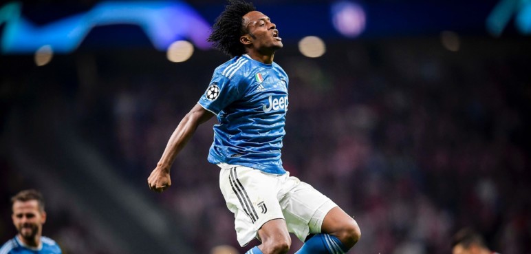 Juan Guillermo Cuadrado anotó el gol de la semana en la Champions