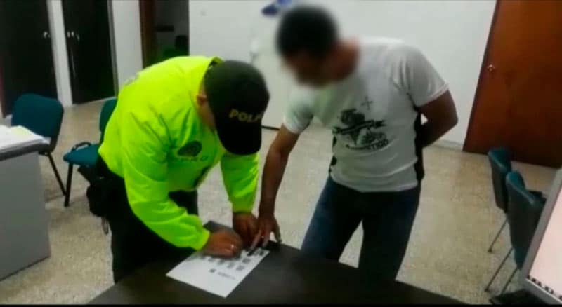 Capturan a profesor de Buga por el presunto abuso de dos niñas de 7 y 8 años