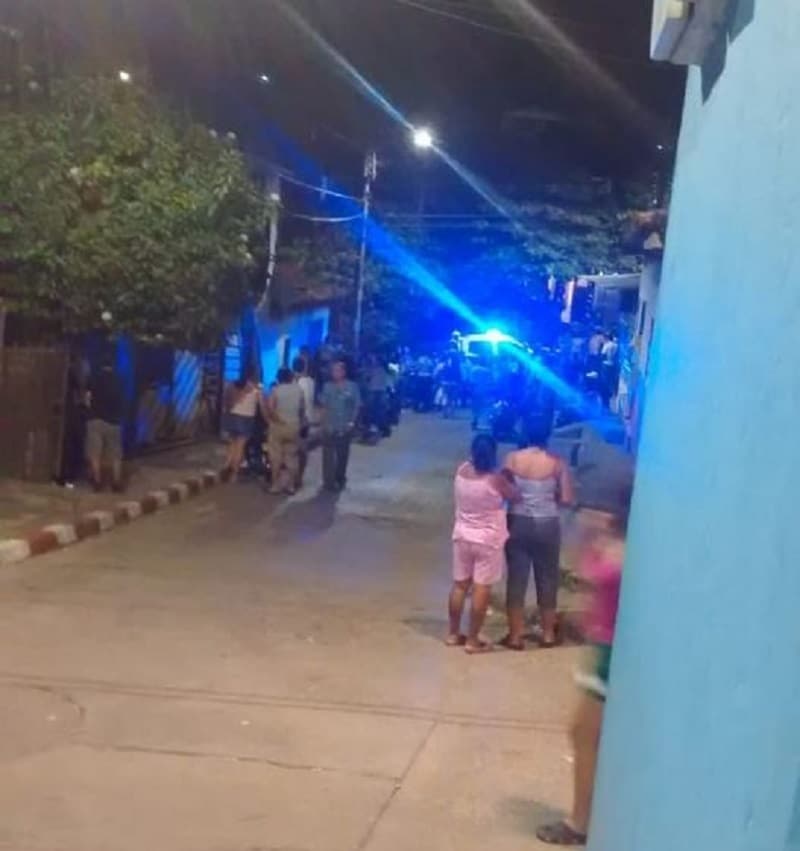 ¡Doble homicidio! Jóvenes fueron asesinados a pocos metros de un velorio en Alto Nápoles