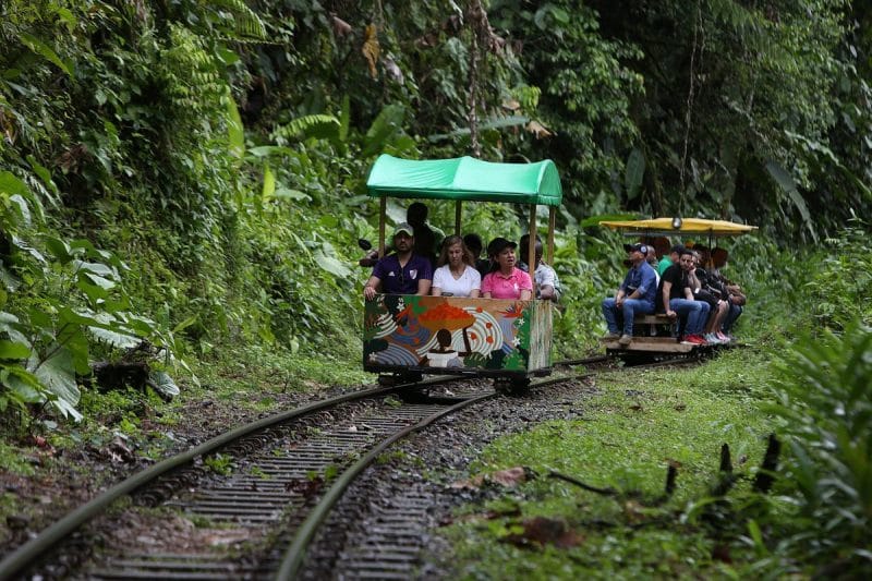 Adelantan proyecto para promover turismo en el Pacífico