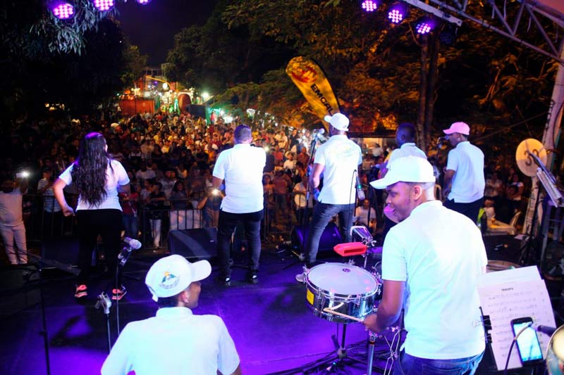 Lo bueno, lo malo y lo feo: Durante concierto director de Guayacán realizó reclamos a Corfecali
