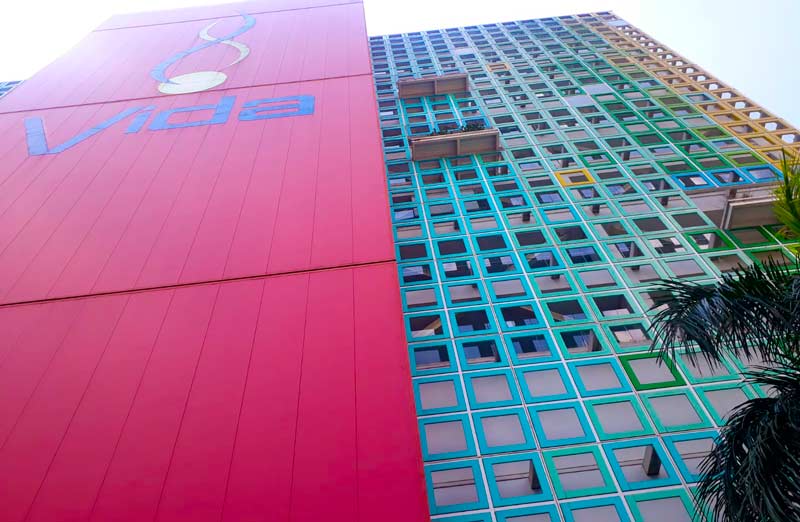 Ante constantes casos de suicidio en Edificio de Colores, experta propone qué hacer