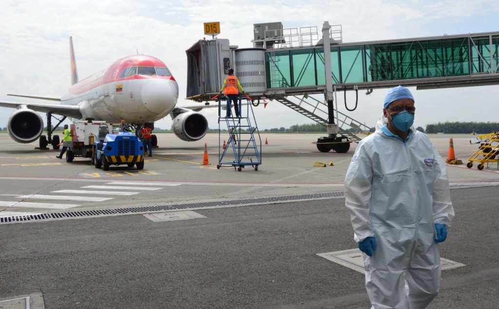 Viajeros que lleguen a Colombia deberán tener prueba PCR negativa de covid