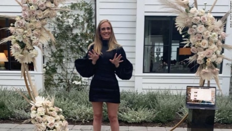 Con impactante foto Adele encendió las redes