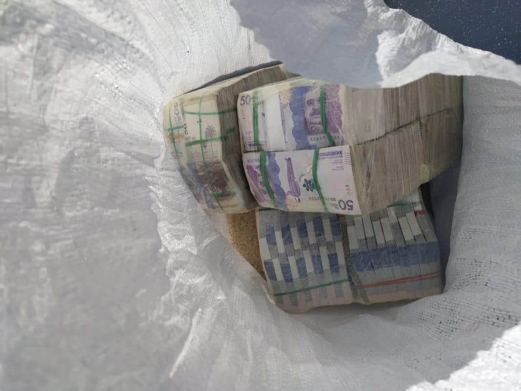 Más de 1.400 millones de pesos de grupo armado fueron incautados por la Armada Nacional