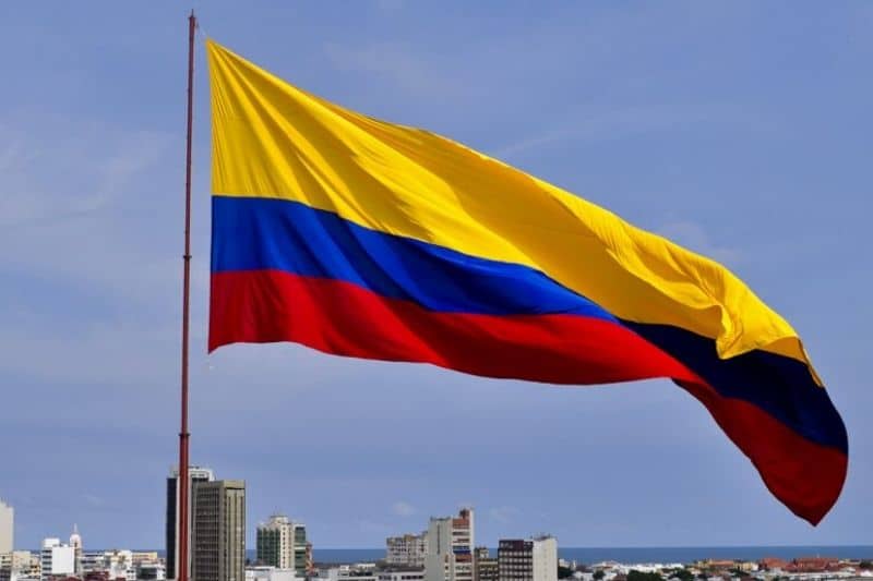 Día de la independencia en Colombia se celebra condecorando a civiles y militares