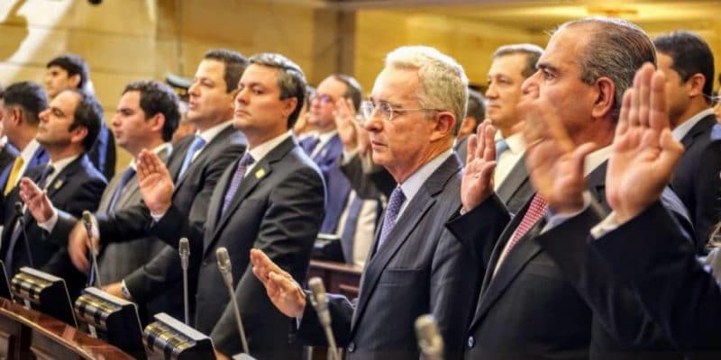 Políticos y seguidores del uribismo en Valle reaccionaron a situación del expresidente