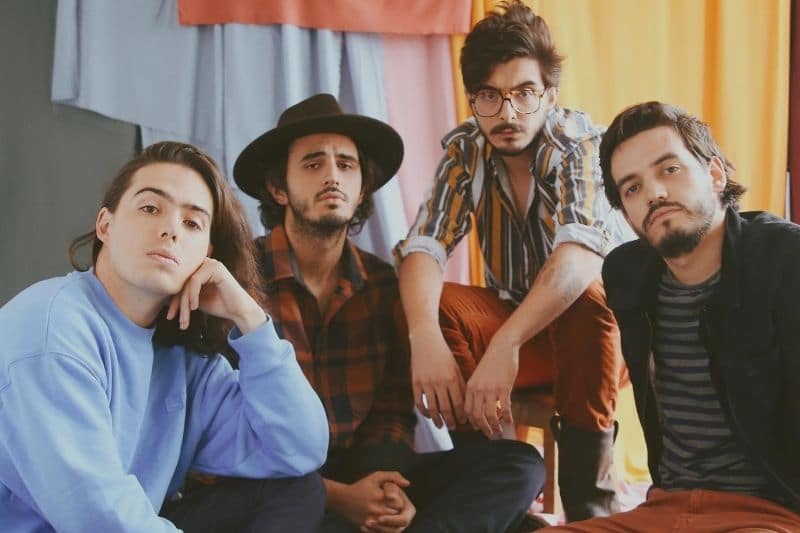 Morat forma parte de Revisiones,  álbum tributo a Zoé