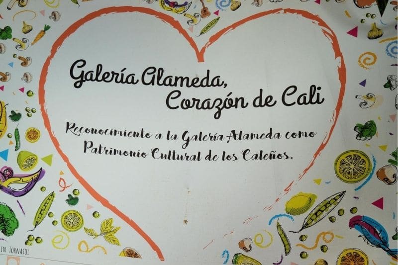 Presentan proyecto de renovación en la plaza de mercado Alameda