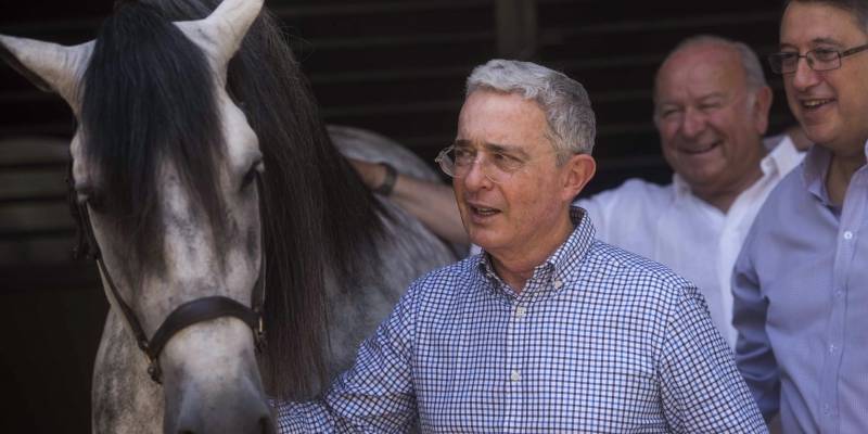 Luego de pronuciamiento de la Corte Suprema, Álvaro Uribe estaría enfermo en su finca