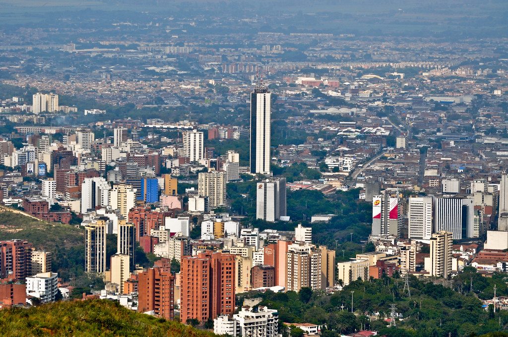 Confirman primeros predios para la construcción de 1.000 viviendas en Cali