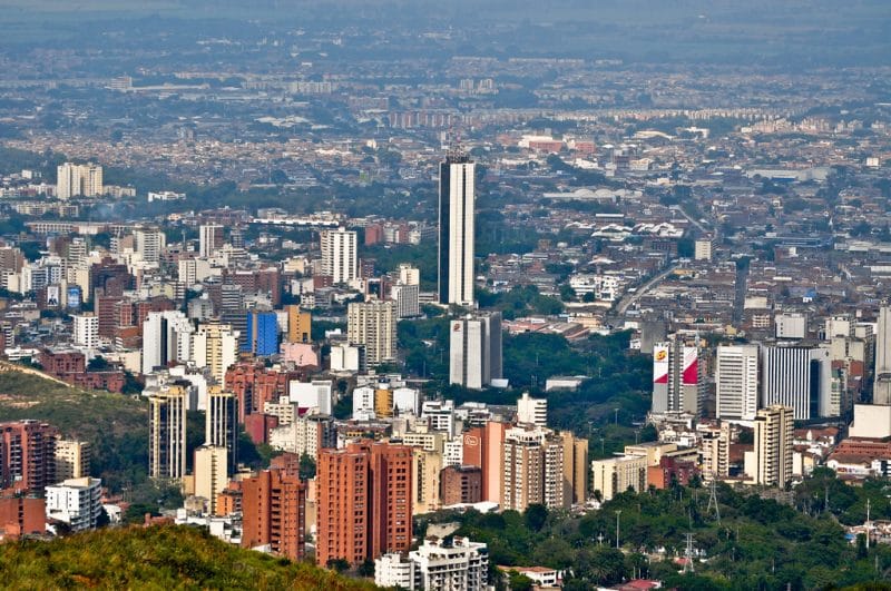 Confirman primeros predios para la construcción de 1.000 viviendas en Cali