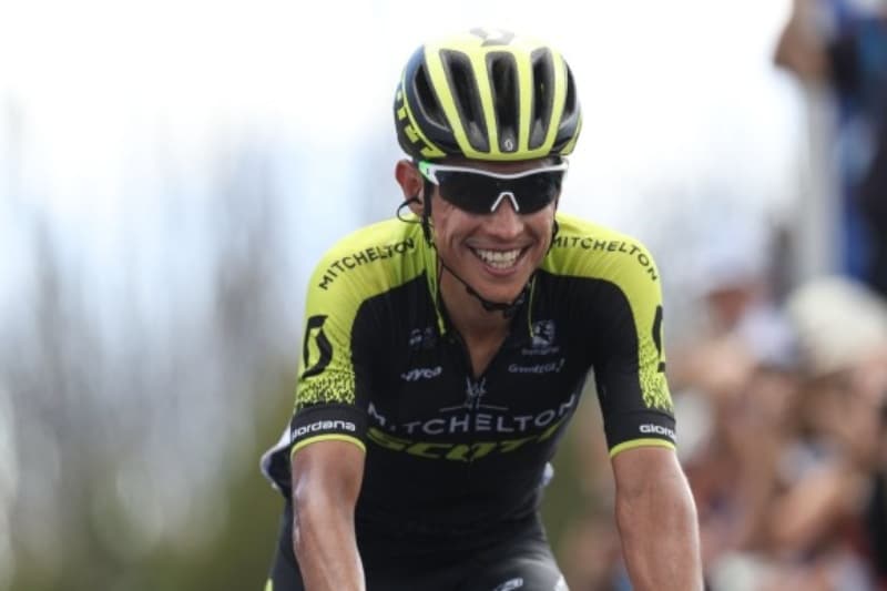 Esteban Chaves comienza con pie derecho la Vuelta a España en 4ta posición