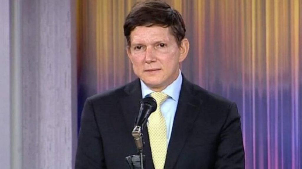 Ministro de Justicia renuncia a la Comisión Disciplinaria de Fútbol