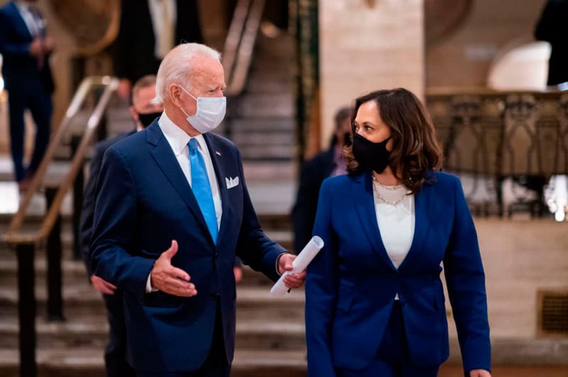 Joe Biden suplica a los estadounidenses que lleven mascarilla