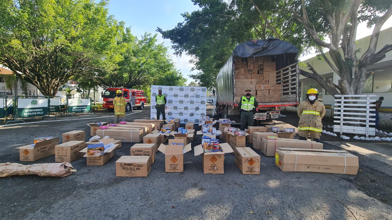 Policía incautó 10 toneladas de pólvora avaluada en 0.000 millones, en Cartago