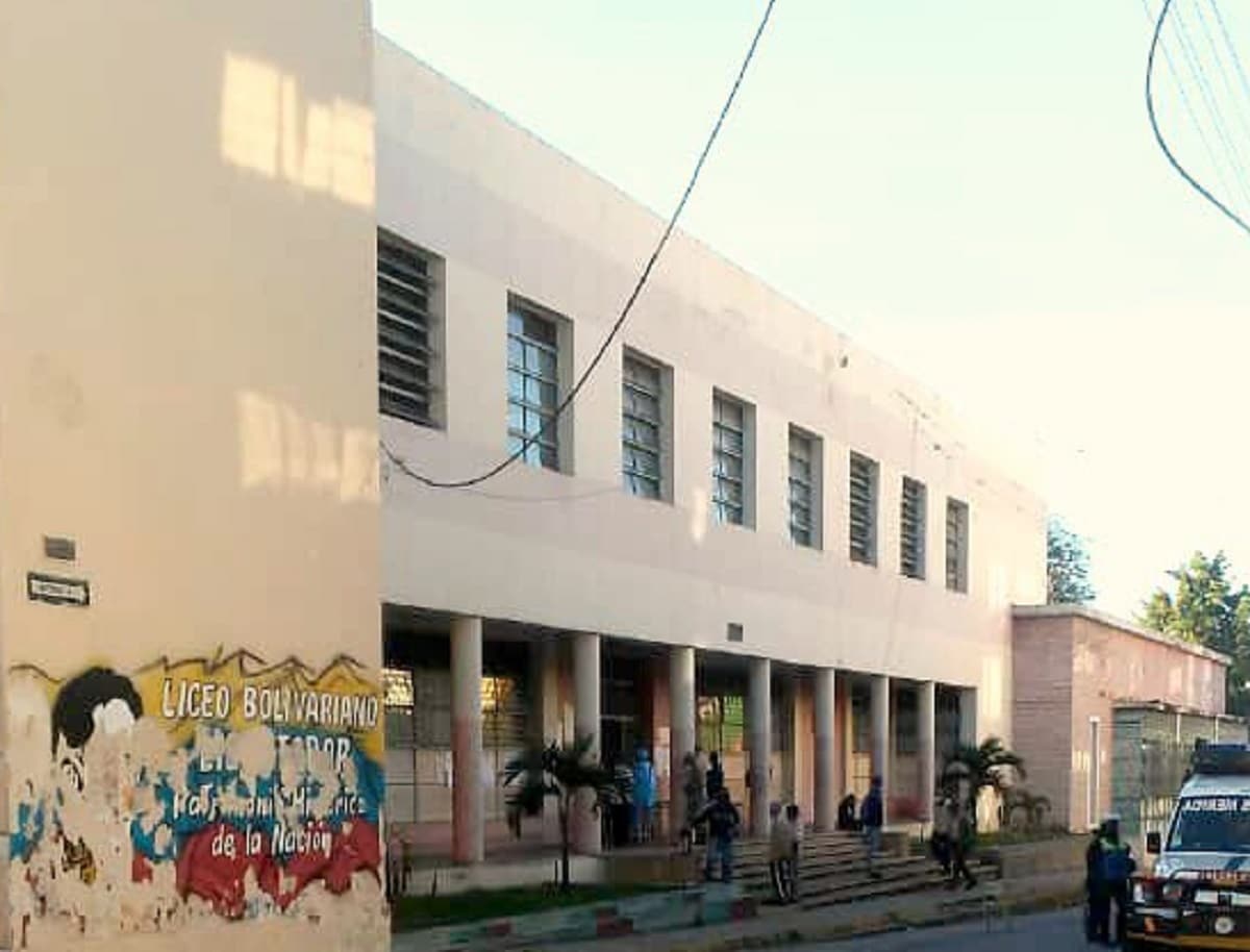 Venezuela vivió una desolada jornada de votación con abstinencia del 86%