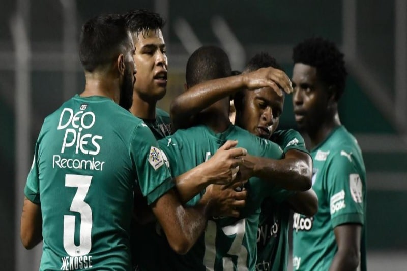 Deportivo Cali ganó, pero preocupa la salud de Agustín Palavecino